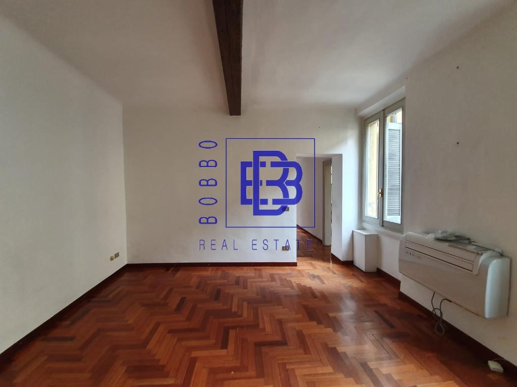 Tre locali in posizone ricercata luminoso e triesposto